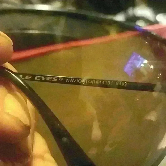 MENS eagle eye sunglasses - Picture 3 of 4